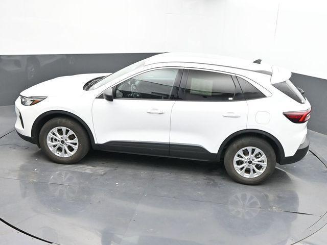 Photo of 2024 Oxford White Ford Escape