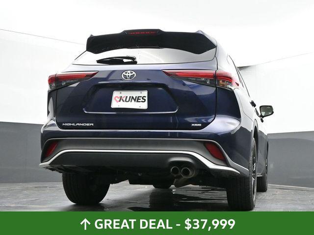 Photo of 2024 Blue Toyota Highlander