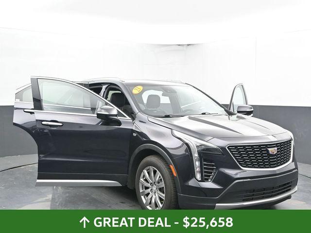 Photo of 2023 Galactic Gray Metallic Cadillac XT4