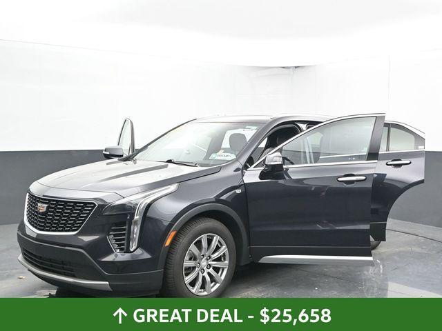 Photo of 2023 Galactic Gray Metallic Cadillac XT4