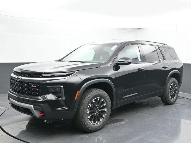 Photo of 2025 Mosaic Black Metallic Chevrolet Traverse