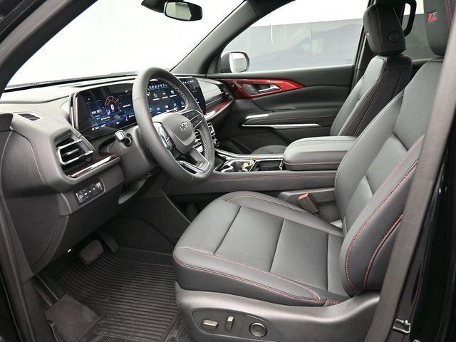 Photo of 2025 Mosaic Black Metallic Chevrolet Traverse