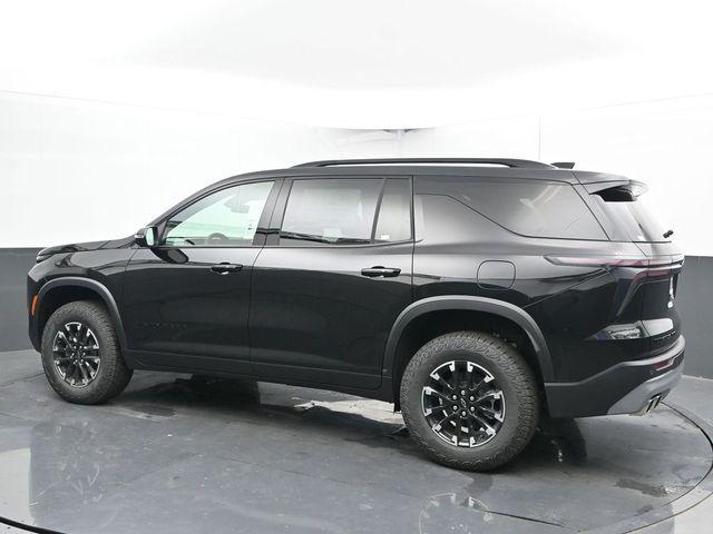 Photo of 2025 Mosaic Black Metallic Chevrolet Traverse