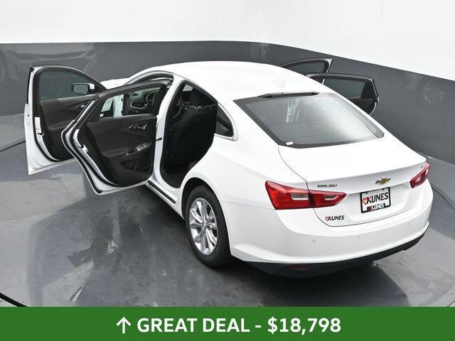Photo of 2024 Summit White Chevrolet Malibu