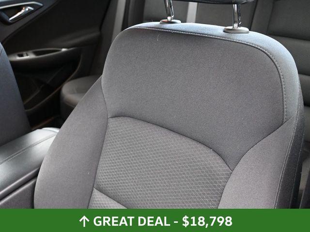 Photo of 2024 Summit White Chevrolet Malibu