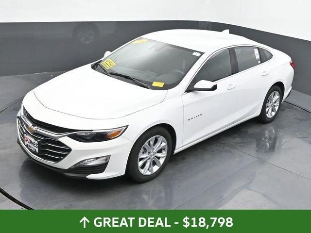 Photo of 2024 Summit White Chevrolet Malibu
