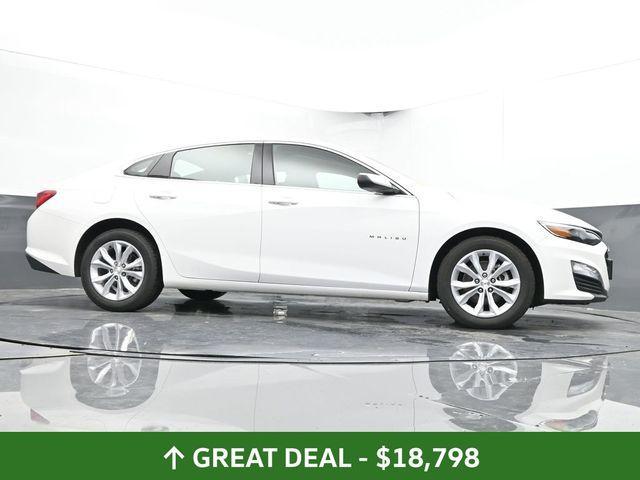 Photo of 2024 Summit White Chevrolet Malibu