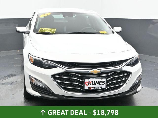 Photo of 2024 Summit White Chevrolet Malibu