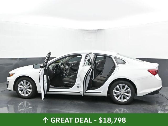 Photo of 2024 Summit White Chevrolet Malibu