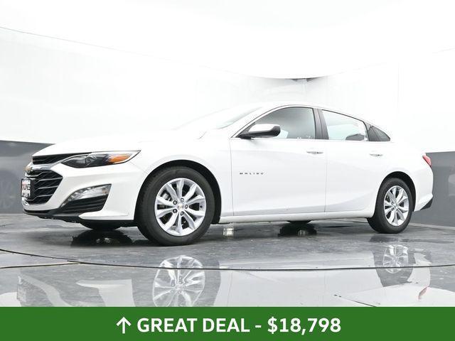 Photo of 2024 Summit White Chevrolet Malibu