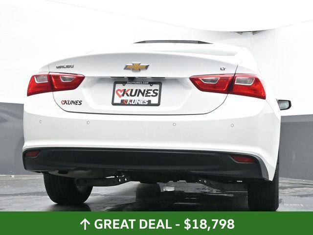 Photo of 2024 Summit White Chevrolet Malibu