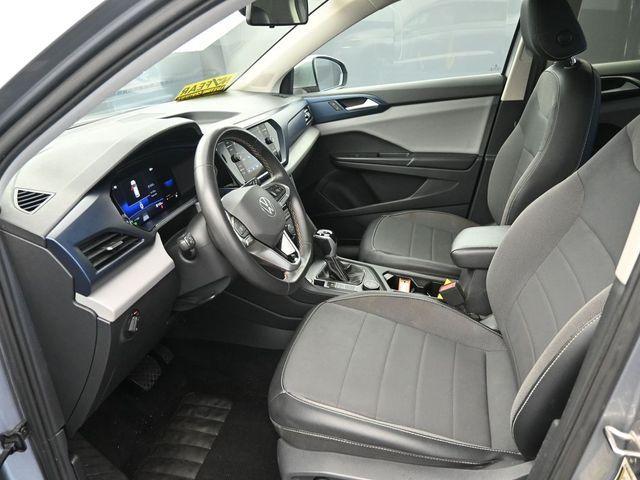 Photo of 2022 Pyrite Silver Metallic Volkswagen Taos
