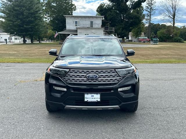 Photo of 2021 Agate Black Metallic Ford Explorer