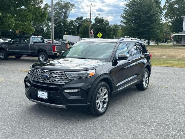 Photo of 2021 Agate Black Metallic Ford Explorer