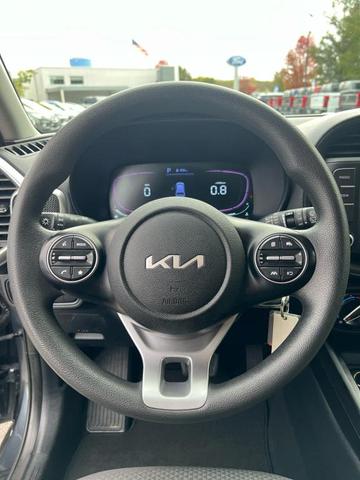 Photo of 2024 Gravity Gray Kia Soul