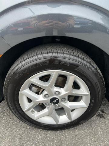 Photo of 2024 Gravity Gray Kia Soul