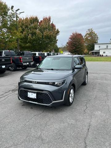 Photo of 2024 Gravity Gray Kia Soul