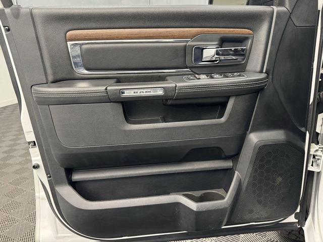 Photo of 2018 Bright White Clearcoat RAM 1500
