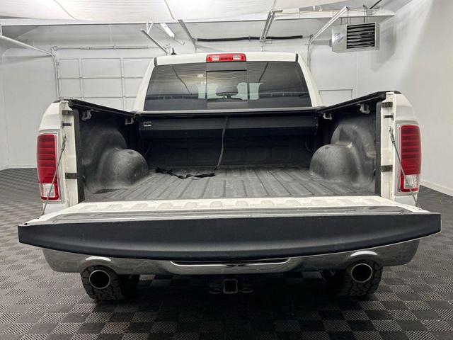 Photo of 2018 Bright White Clearcoat RAM 1500