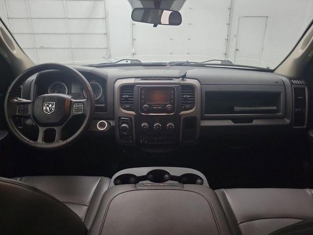 Photo of 2019 Bright Silver Metallic Clearcoat RAM 1500