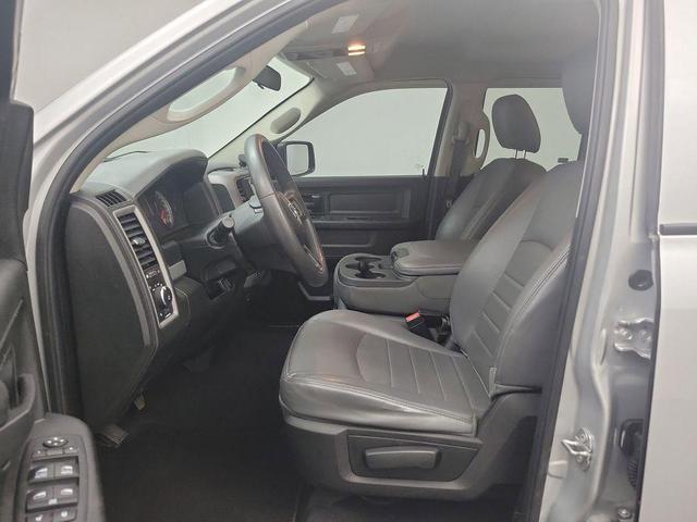 Photo of 2019 Bright Silver Metallic Clearcoat RAM 1500