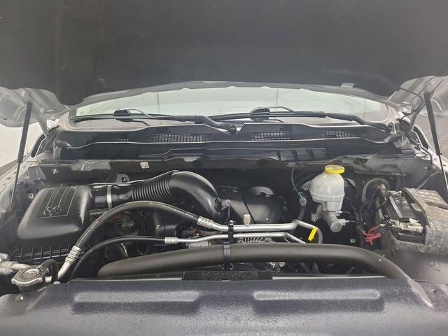 Photo of 2019 Bright Silver Metallic Clearcoat RAM 1500