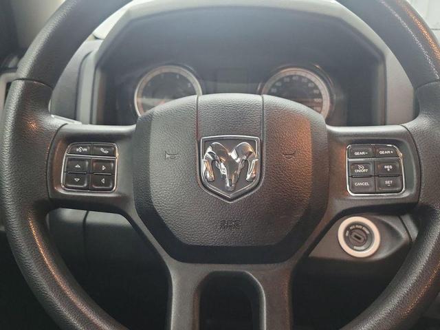 Photo of 2019 Bright Silver Metallic Clearcoat RAM 1500