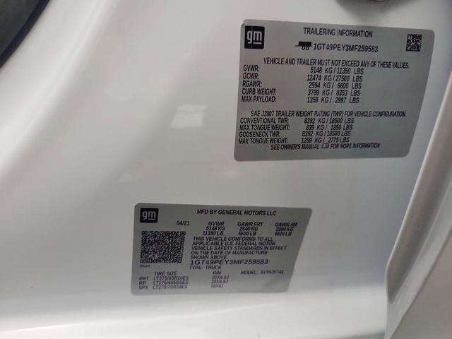 Photo of 2021 Summit White GMC Sierra 2500