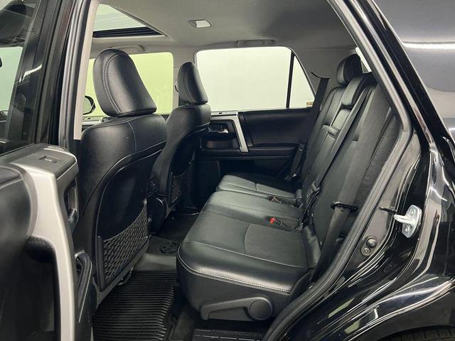 Photo of 2022 Midnight Black Metallic Toyota 4Runner