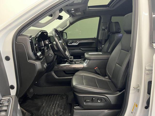 Photo of 2022 Summit White Chevrolet Silverado 1500