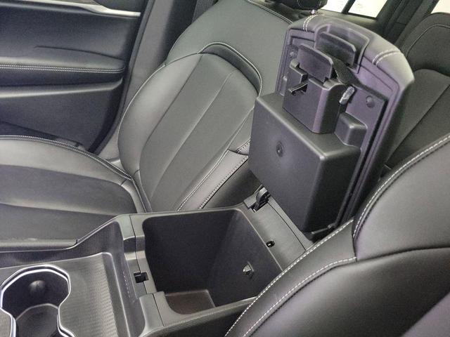 Photo of 2025 Silver Zynith Jeep Grand Cherokee