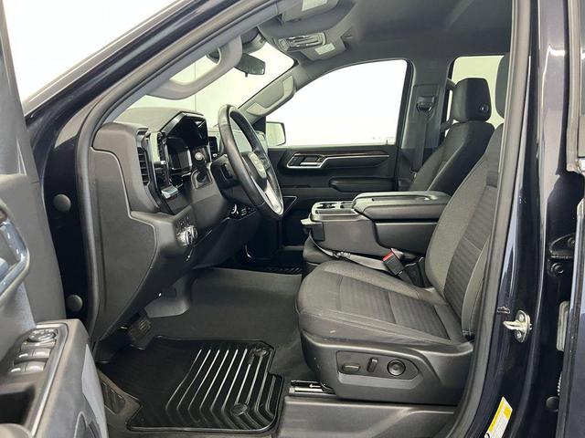 Photo of 2023 Titanium Rush Metallic GMC Sierra 1500