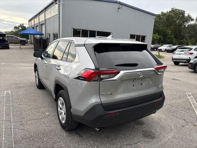 Photo of 2024 Silver Sky Metallic Toyota RAV4