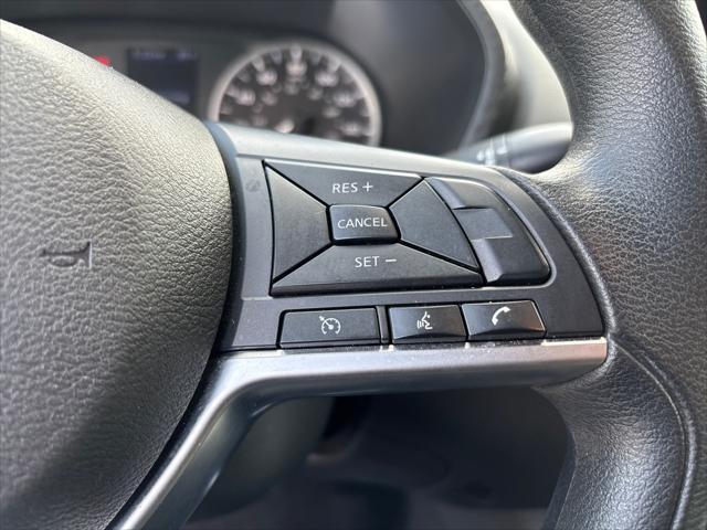 Photo of 2020 Super Black Nissan Sentra