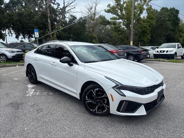 Photo of 2025 Snow White Pearl Kia K5