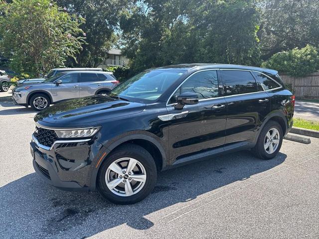 Photo of 2022 Ebony Black Kia Sorento