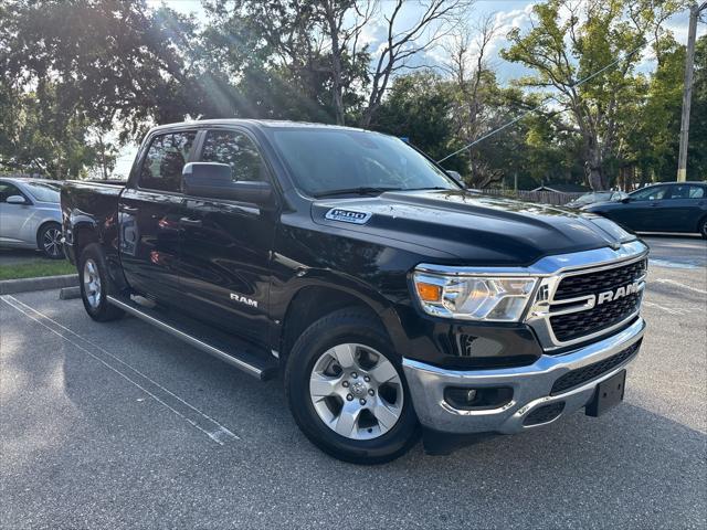 Photo of 2023 Diamond Black Crystal Pearlcoat RAM 1500