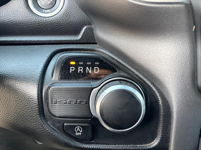 Photo of 2023 Diamond Black Crystal Pearlcoat RAM 1500