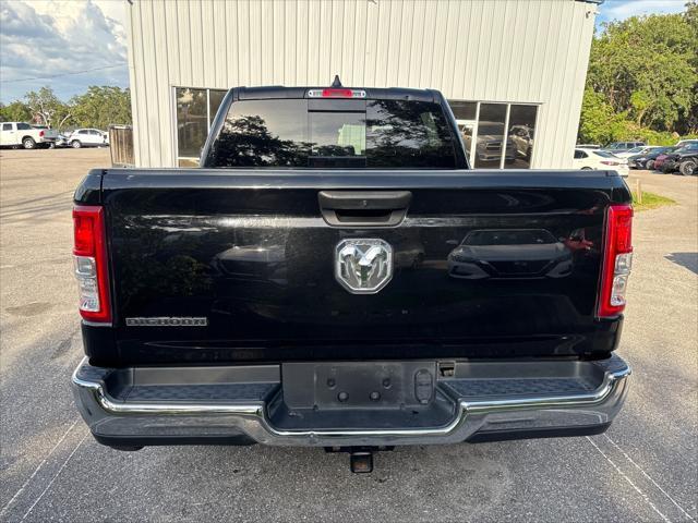 Photo of 2023 Diamond Black Crystal Pearlcoat RAM 1500