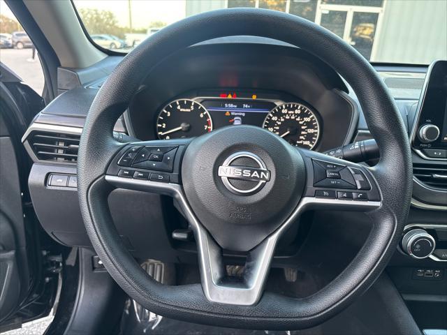 Photo of 2024 Super Black Nissan Altima