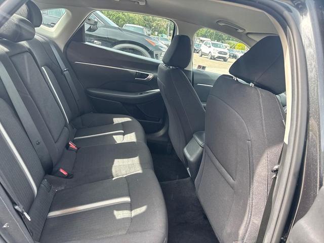 Photo of 2023 Portofino Gray Hyundai SONATA