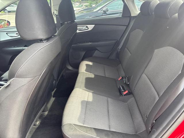 Photo of 2022 Currant Red Kia Forte