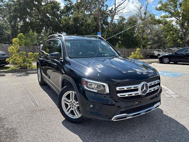 Photo of 2020 Night Black Mercedes-Benz GLB 250