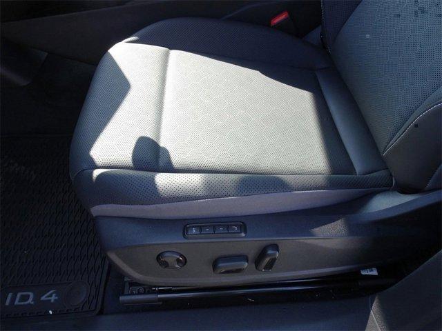 Photo of 2025 Gray Volkswagen ID.4