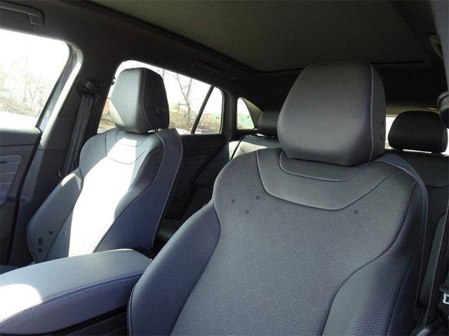 Photo of 2025 Gray Volkswagen ID.4