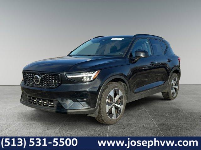 2023 Volvo XC40