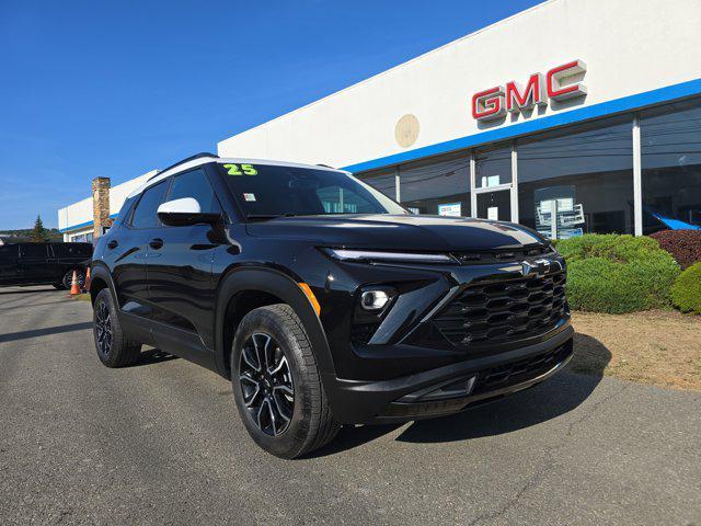 Photo of 2025 Mosaic Black Metallic Chevrolet Trailblazer
