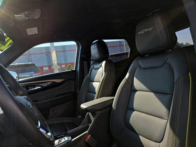 Photo of 2025 Mosaic Black Metallic Chevrolet Trailblazer