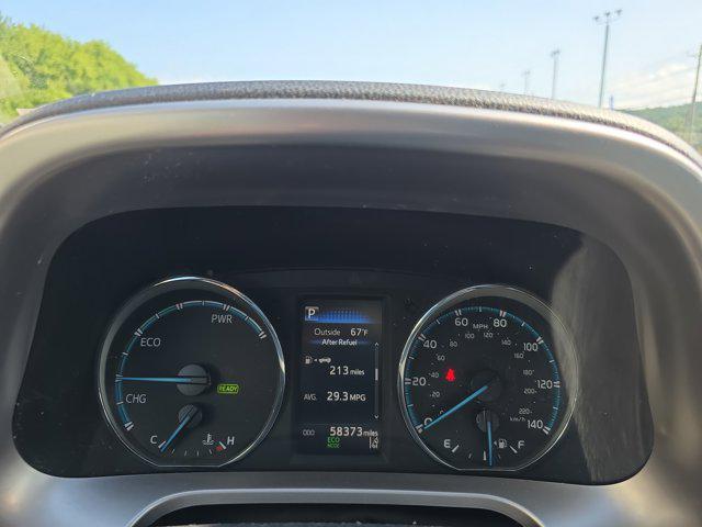 Photo of 2018 Silver Sky Toyota RAV4 Hybrid