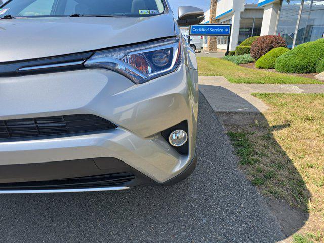 Photo of 2018 Silver Sky Toyota RAV4 Hybrid